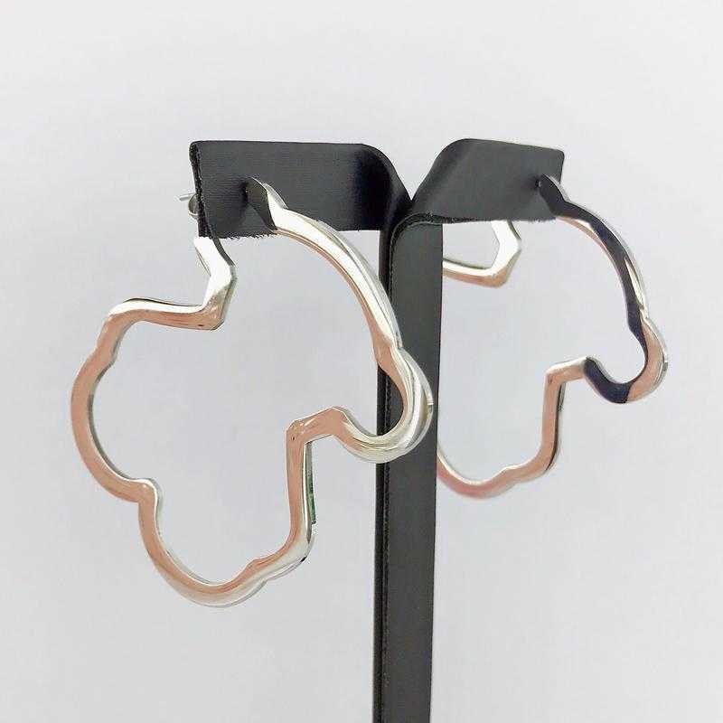 Stud Fashion Jewelry Bear en acier inoxydable Factory en gros en gros Hollow Simple Orees Aretes de Mujer Modernos 2021