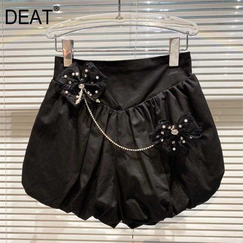 

DEAT Women Flower Diamond Chain Pin Folds Shorts Arrivals High Waist Fashion Temperament Spring Summer 11D935 210709, White