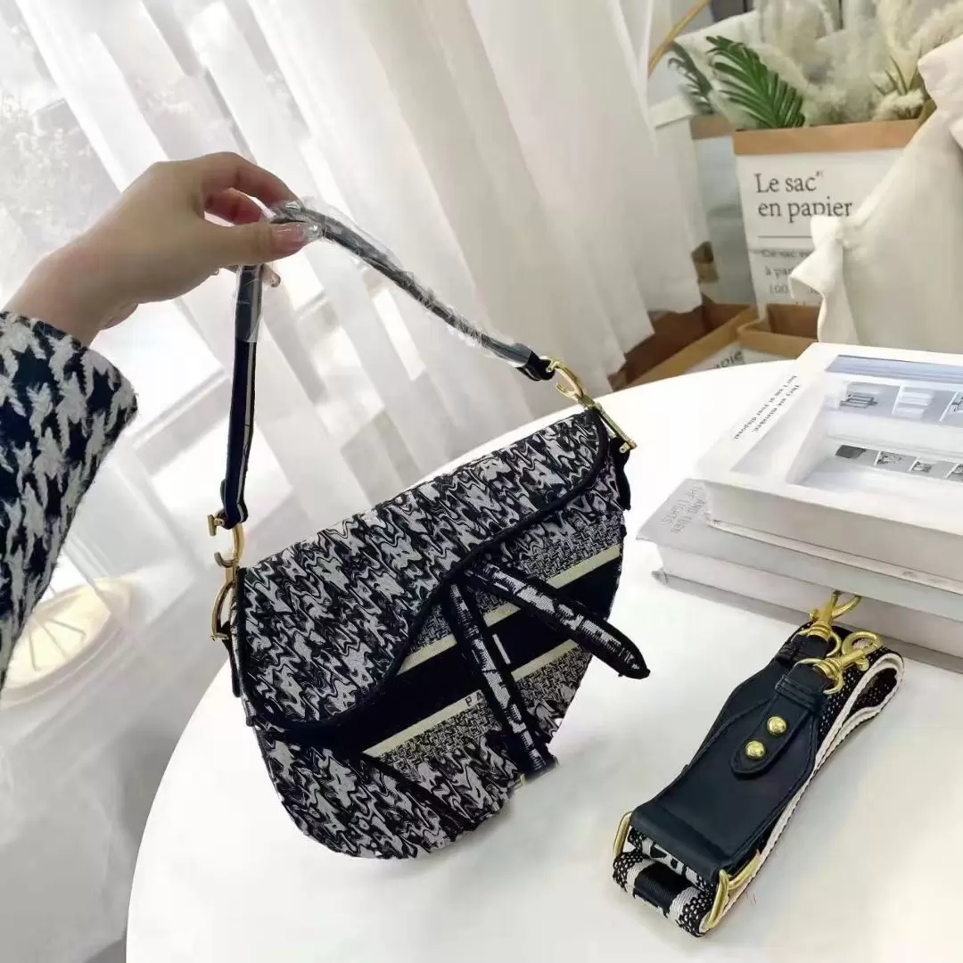 

designers bags Women Shoulder bag handbag d Messenger Totes Fashion Metallic Handbags Classic Crossbody Clutch Pretty bagpalace, No box