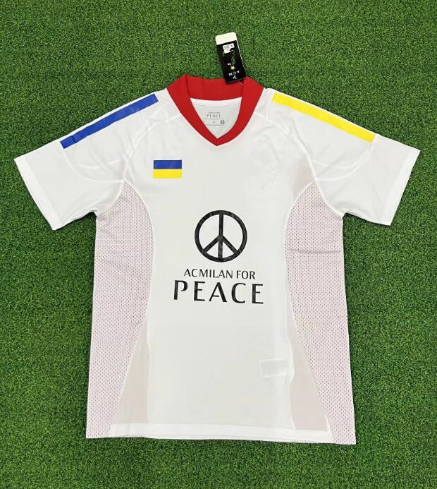 

Classical Retro Milan soccer jerseys 2002 2003 Model For Ukraine Shevchenko AC FOR PEACE football shirt 7# Special Version