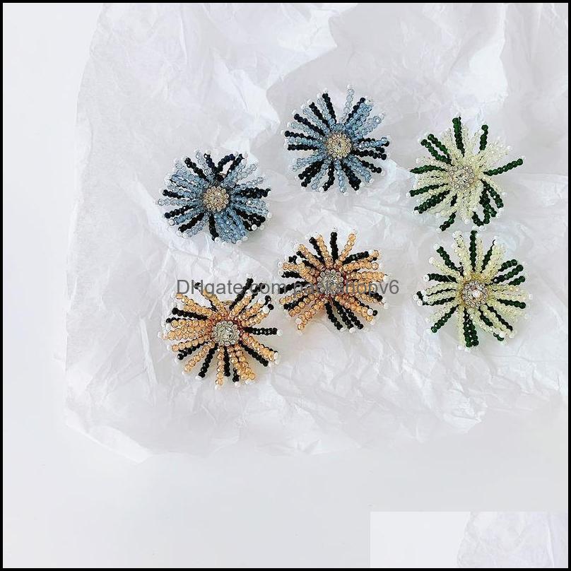 Chandelier en peluche Vsnow Mticolor Hticolor Boucles d'oreilles pour femmes en strass brillante Packshopv6 DHQV2