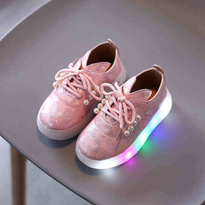 

Led Light Luminous Sport Sneakers Baby Girls Shoes Princess Children Kids Running Sport Casual Leather Flat Shoe New L220716, Silver