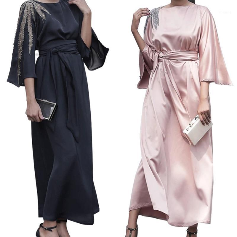 Robes décontractées femmes musulmanes 3/4 manches évasées Satin Maxi Robe Vintage broderie Applique Patchwork islamique Abya Robe ceinturée taill