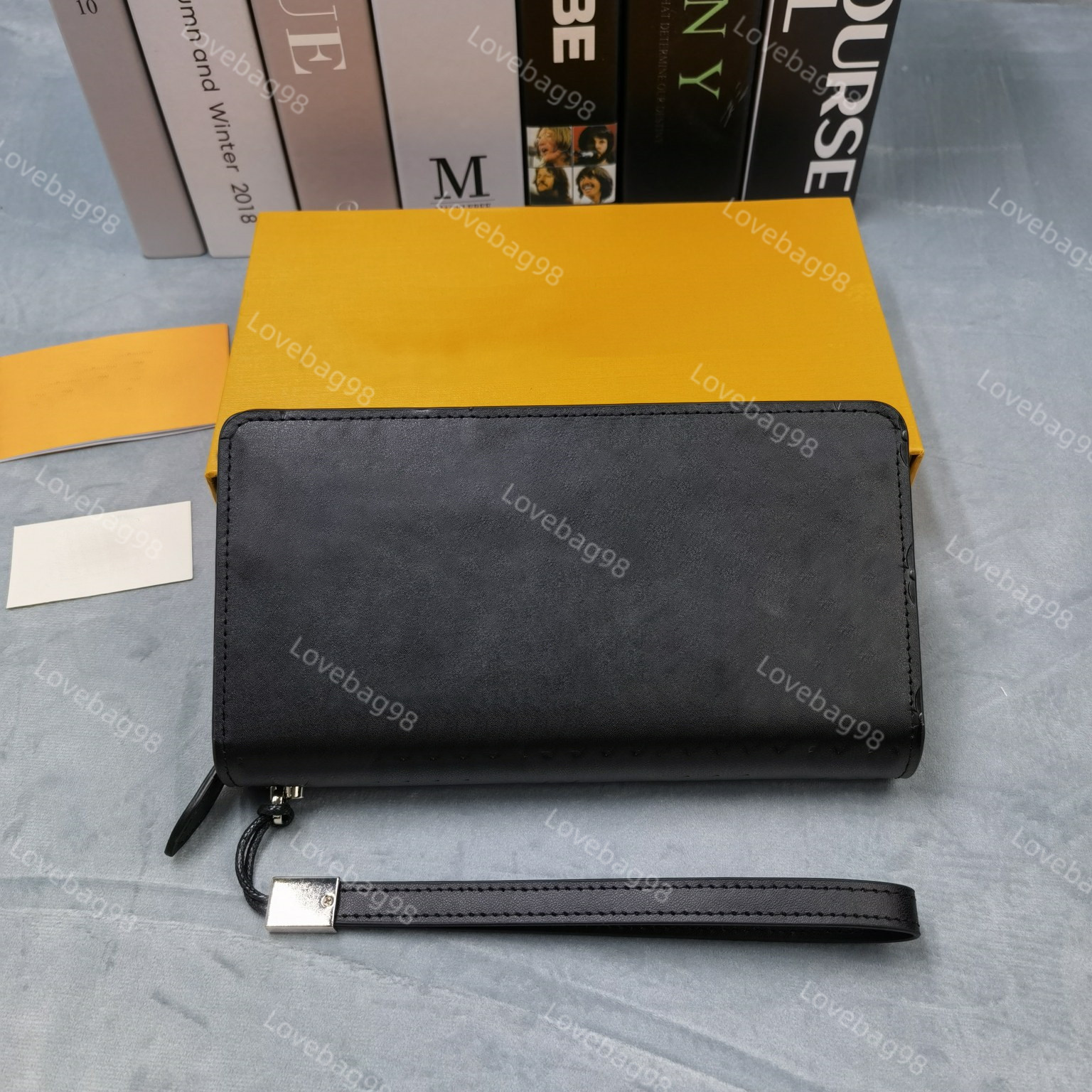 

Real Cowhide Vertical Zippy Long Wallets for Men and Women Designer Vintage Print Clutch Bags Business Casual Fashion ID Card Bag Coin Bag M81326, 1-plain embossed black
