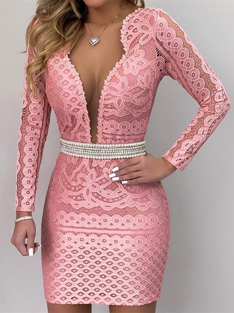 Robes décontractées dames plongeant maille dentelle robe moulante automne femmes élégant rose Slim Fit femme Mini col en V fête