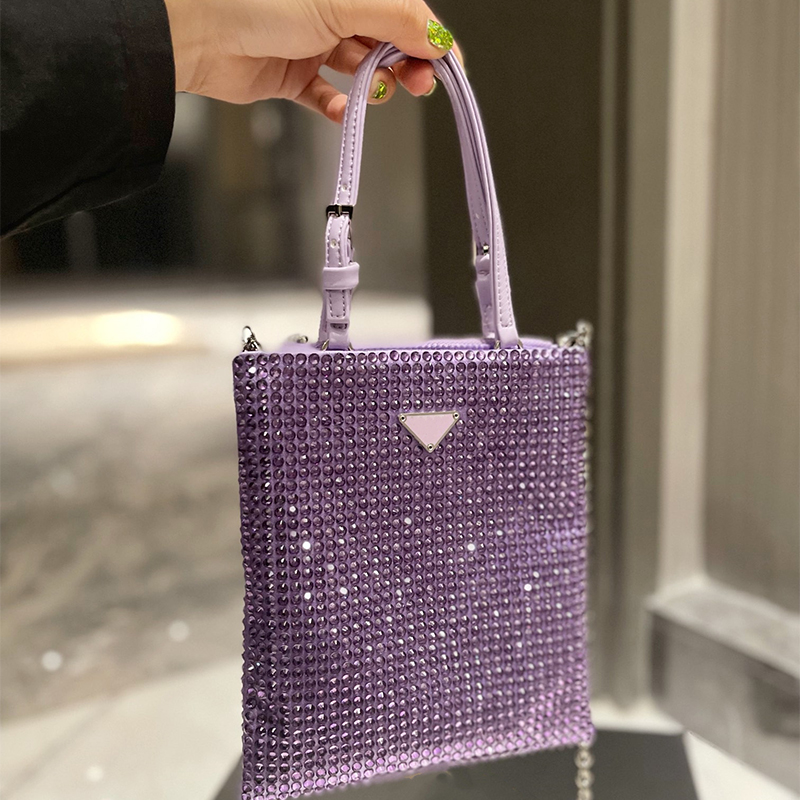 

2022 New Retro High End Fashion Ladies Shoulder Bags Classic Commuter Big Name Designer crossbody Bag Flip Chain Handbag Luxury Totes Dinner Bag with Gift Box, Black