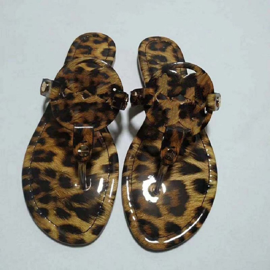 Designer de mode pantoufle Femmes Pantoufles Sandales De Luxe Marque Sandales Fond Épais En Cuir Véritable Flip Flop Flats Slide Casual Chaussure