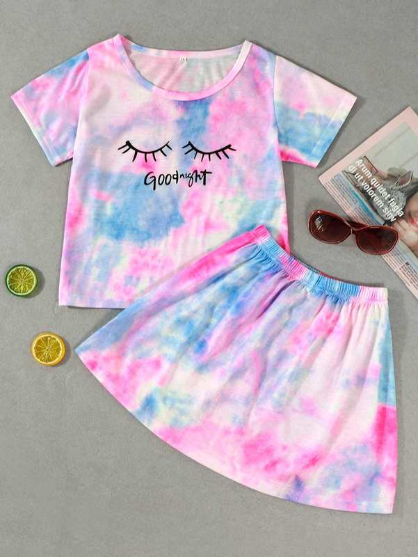 

Girls Tie Dye Eyelash & Letter Graphic Tee & Skirt SHE, Multicolor