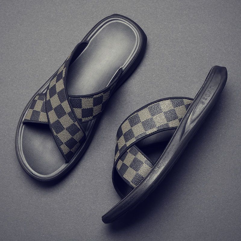 

2022 Summer Men's Slippers Outdoor Leather Soft Soles Personalized Social Youth Comfortable Leisure Beach Sandals, A4