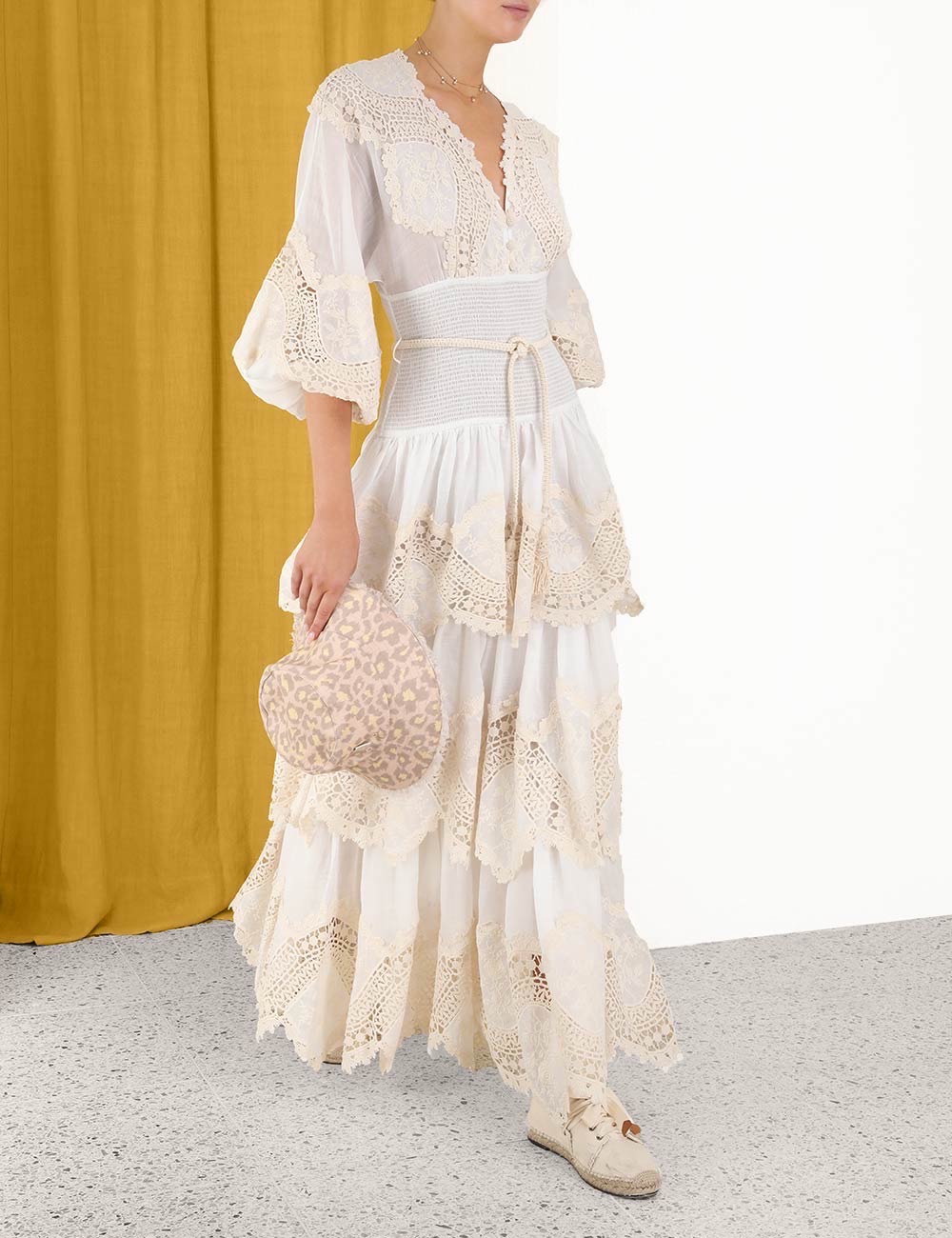 

2022 Australian fashion brand Casual Dresses dreamy ramie Crocheted POM decorative dress01, White