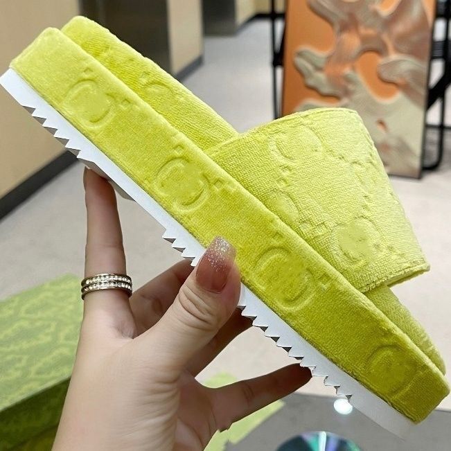 

Fashion Angelina autumn new outer wear thick-soled slippers coral velvet letters men's and women's shoes sponge cake bottom flip flops 35-44