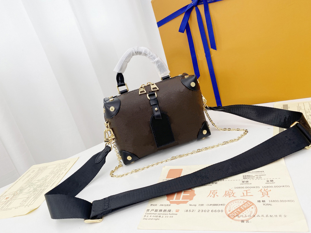 

Designer luxury Woman Petite Malle Souple Alma Bridge bag Handbag Cosmetic case box clutch Fashion women shoulder messenger cross body purse Crossbody Saddle bags, 3-44571