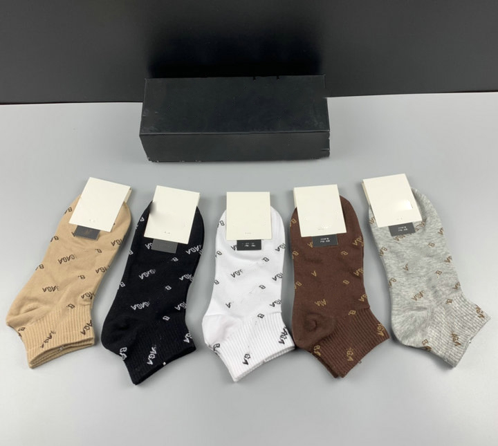 

Men's Ladies Luxury Socks Embroidered Cotton Wool Street Women's Couples High Quality Design Sports 5 Colors Mixed 5 Pieces in a Box
