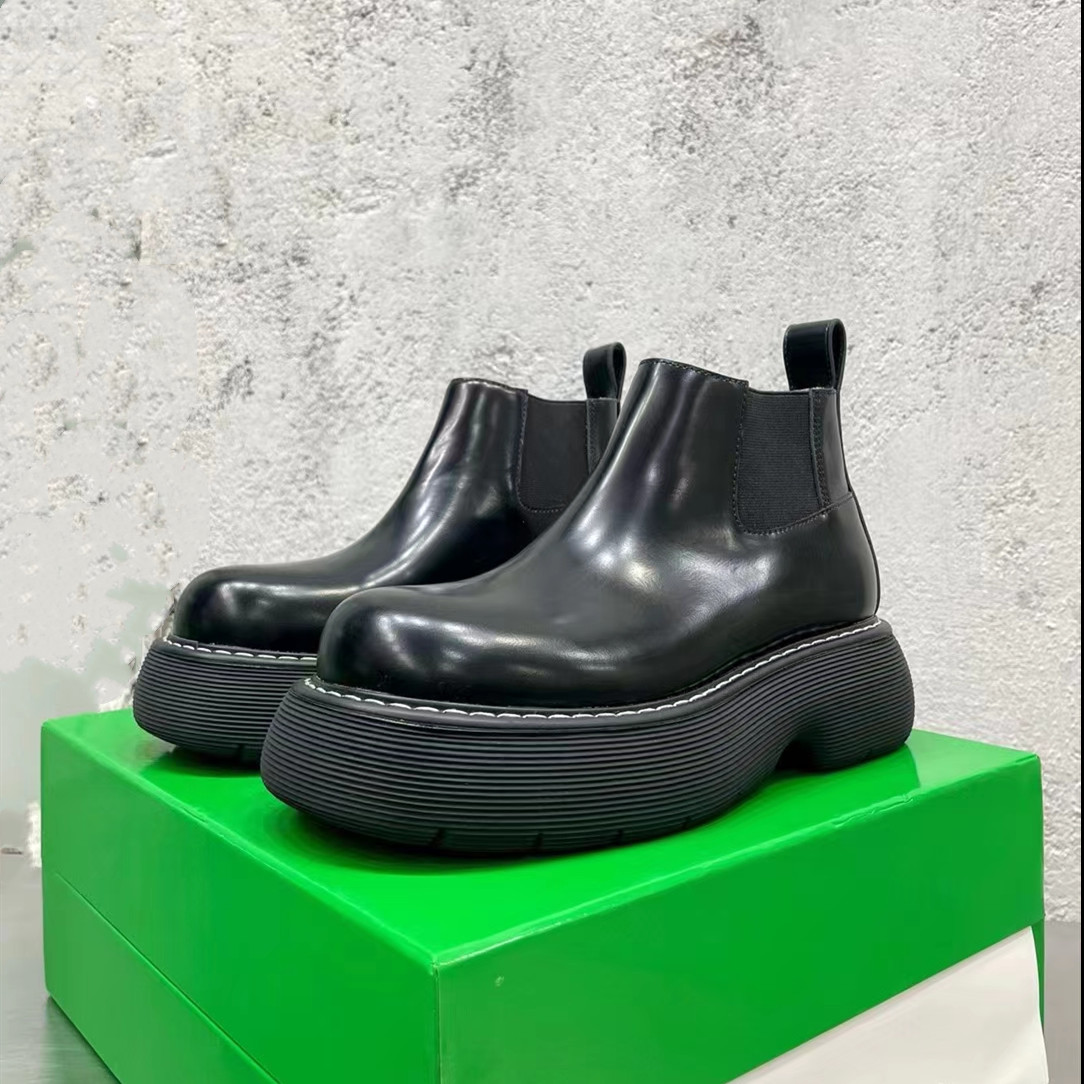 

2022Women's Leather Streetwear Brands Fashion Casual Men's Boots Vintage Platform Unisex Premium Shoes No Lace Up Booties, Greenshoe box