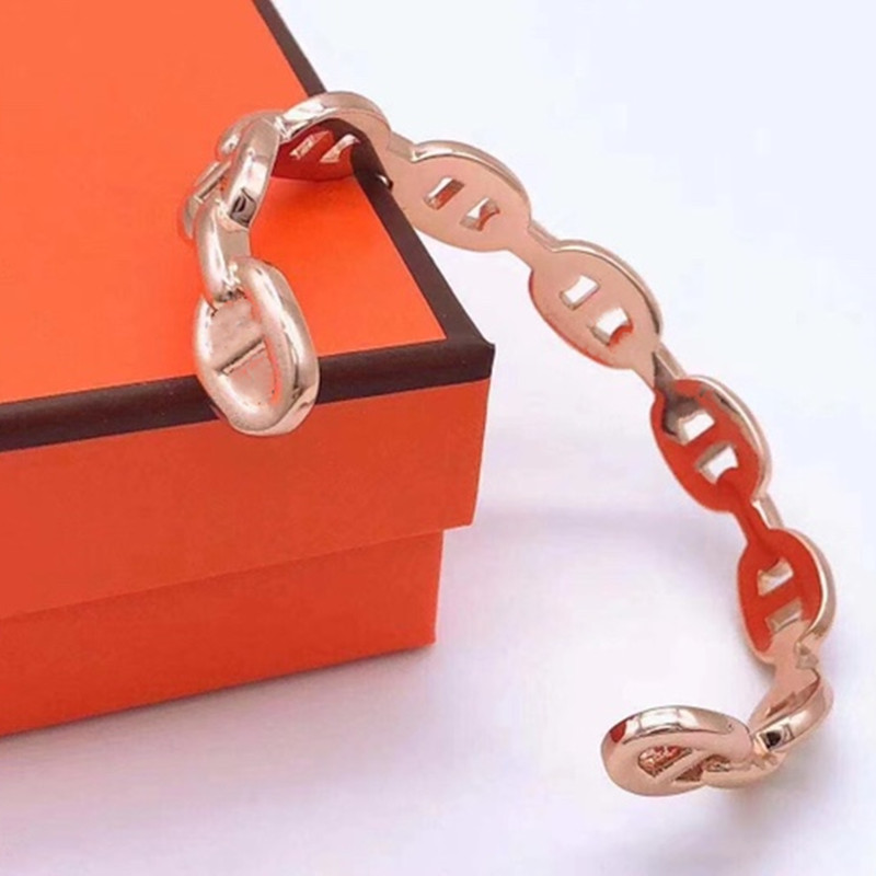 

Designer Letter Bangle open Bracelet Fashion Jewelry For Men Women Gift With Original Box Set
