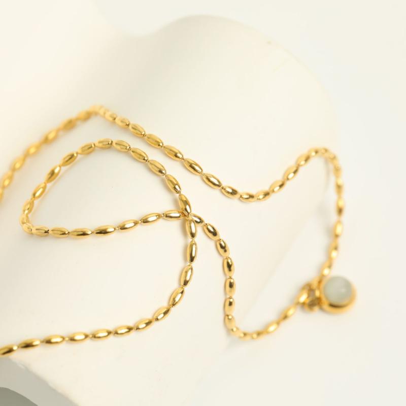 

Pendant Necklaces KouCh Round Beads Chains Romantic Gold Color Stainless Steel Choker Luxury Natural Stone For Woman Fairy Wedding GiftsPend