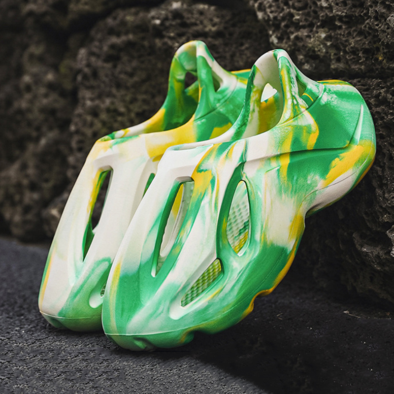 

Men Beach Sandal Fashion Hole Shoes Man Beach Slippers Summer Women Garden Clog Soft EVA Injection Shoes Anti-slip Comfortable, Grey