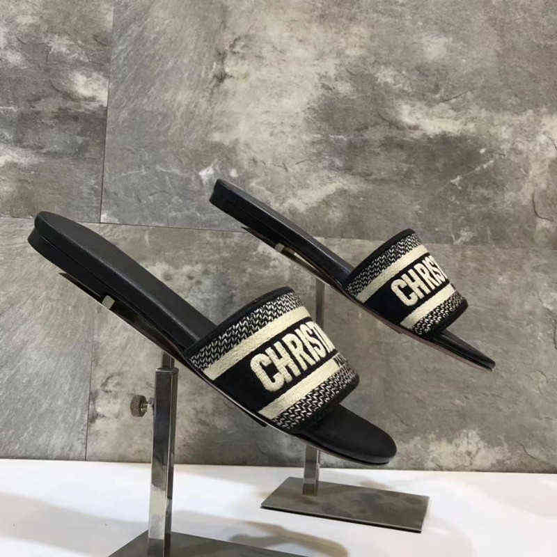 

Sandals Women's 2022 Summer New Style Outer Wear Holiday Fashion Embroidered Letters Flat-Bottomed Beach Women's Slippers X220402, Royal blue