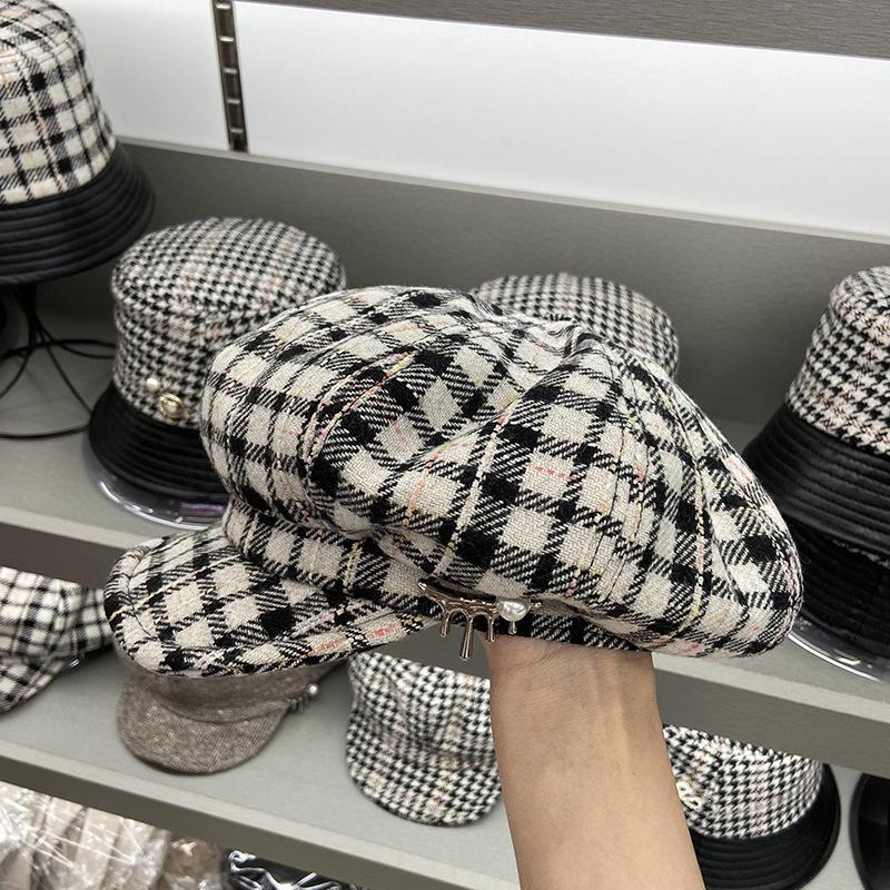 

Berets 202211-2509209 Autumn Fashionable Cloud Styling Classic Plaid Pearl Pin Leisure Lady Octagonal Hat Wocmen Visors CapBerets, Beige