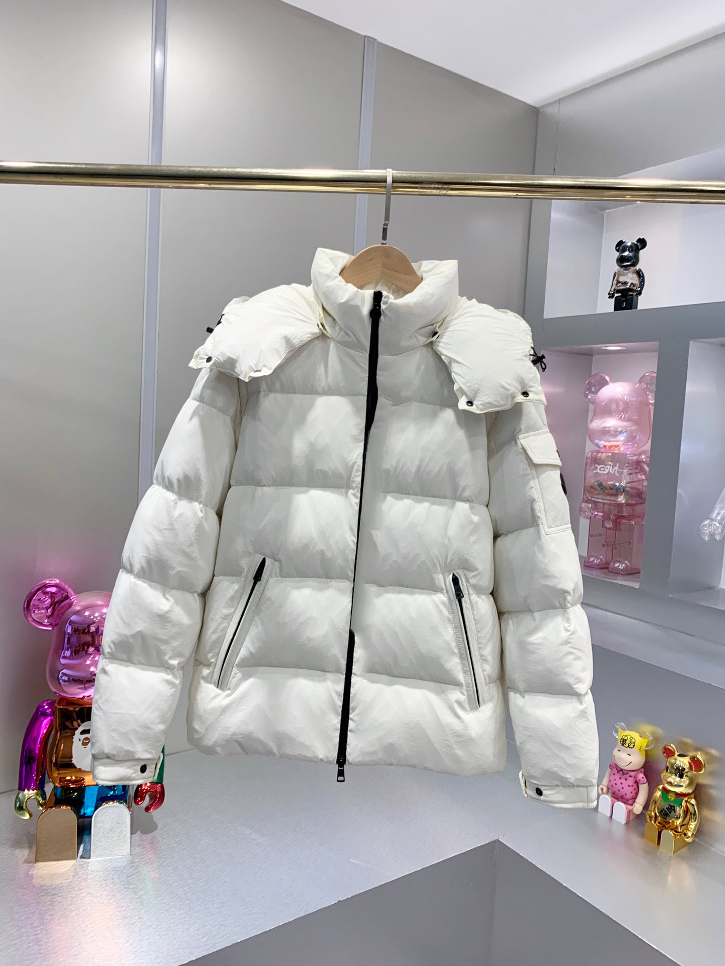 

22SS Designer mens maya down jacket Double zipper women Luxurys France men s downs coat fashion brand outerwear M17, Not for sale products/no ship