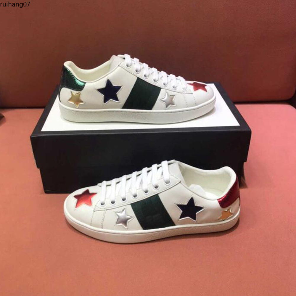 

Designer Casual Shoes Men Women Sneakers Bee Chaussures Leather Trainers Embroidery Stripes Sneaker Size White Color Walking Sports Shoe mkjkk000001