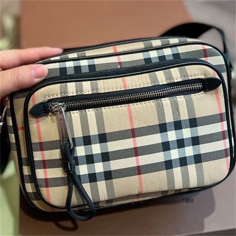 

Designer Burbrerys Women Handbags 2022 spring fashion versatile mens womens general bag with special counter folding box Have Logo, Plaid