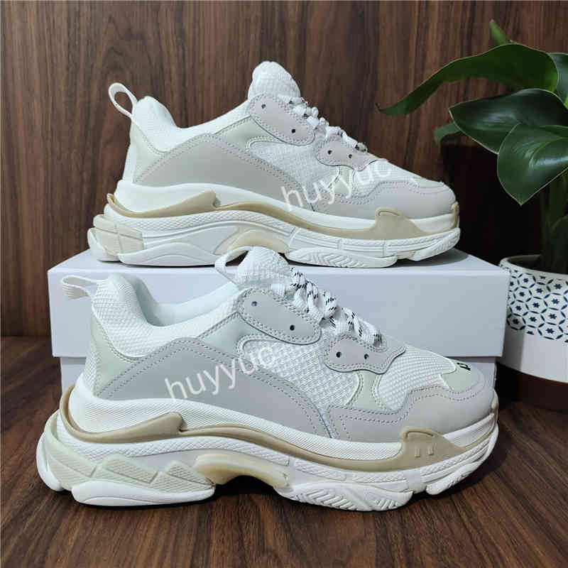 

Top Quality Casual Shoes New Paris Fashion 17FW Triple S Sneakers Boots Men Women Black Green White Vintage Old Dad Grandpa Size 36-45, Other colours
