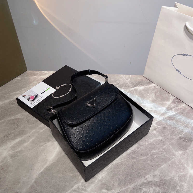 

Shippings Underarm bag Designer shoulder bags Ostrich Hobo luxury women Genuine Leather handbags High quality wholesale triangle fashion brand, Color 18