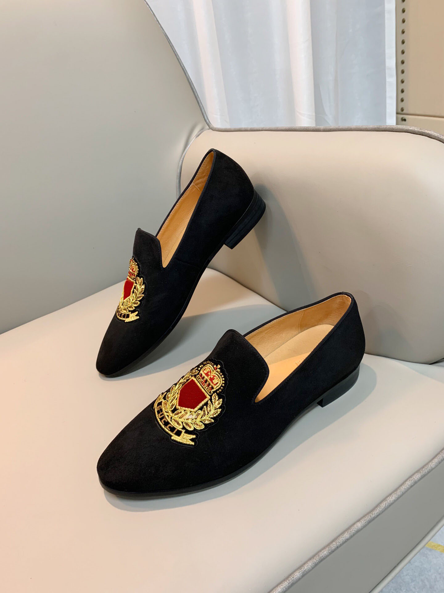 

2022 New Mens Classic Formal Party Business Dress Shoes Male Fashion Brand Designer Comfortable Casual Loafers Size 38-44, Black 1