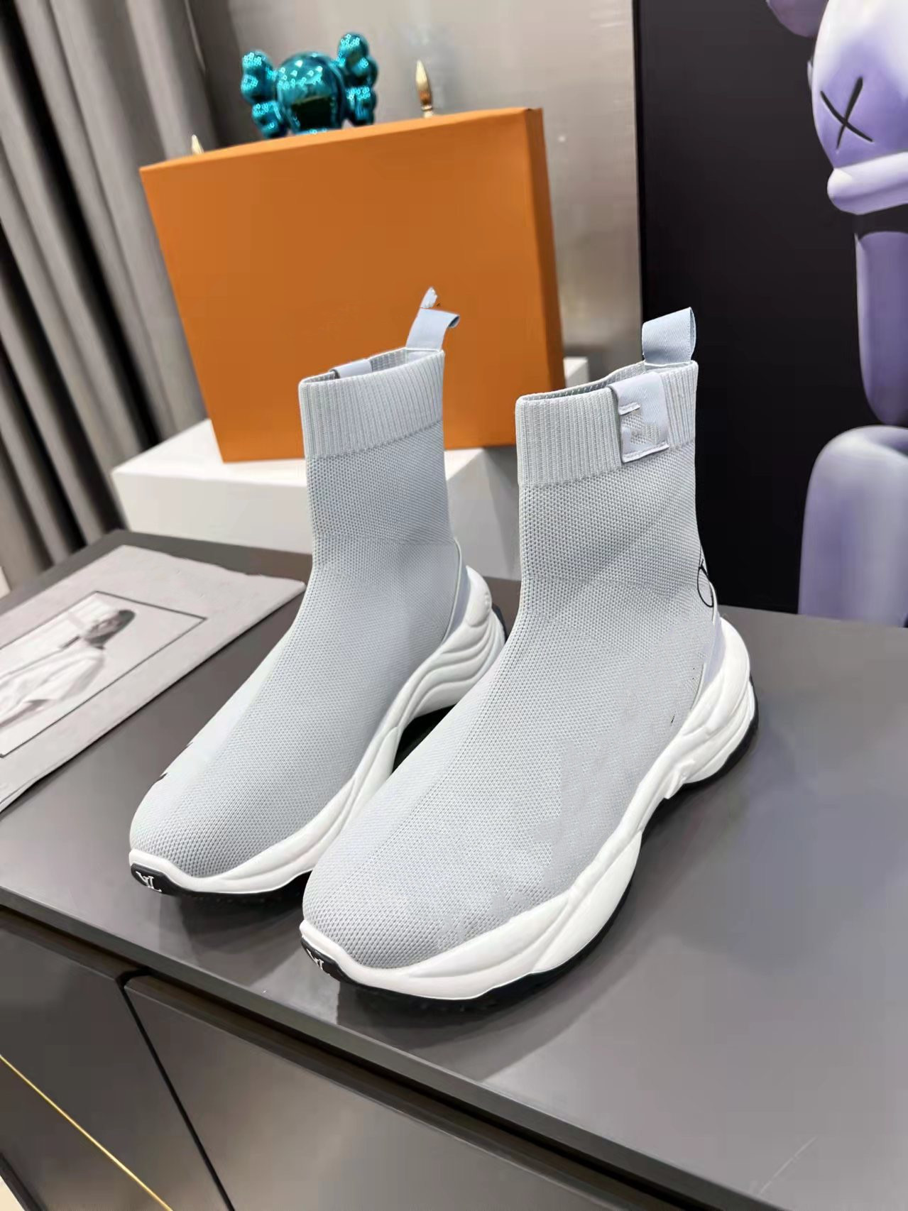 

New top Hot Designer mens shoes sports shoes casual shoes women's travel flat shoes fashion platform leather retro 0502, 01