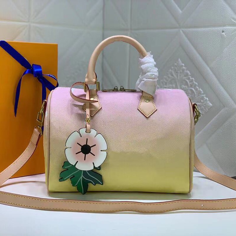 

Top Quality Designer Bags women Shoulder bag Genuine Leather Embossing Handbag Backpack bucket Totes famous Drawstring handbags 01, Pink