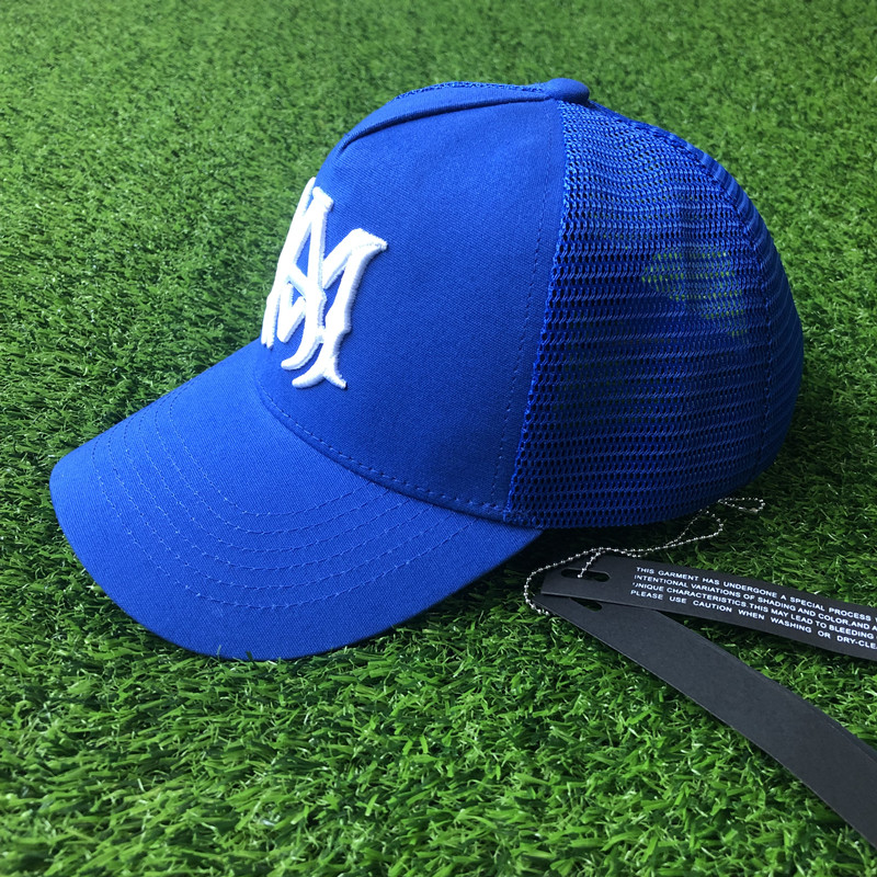 

Designer Hats Ball Caps Mesh Trucker Cap Embroidery Letters for Man and Women, Red