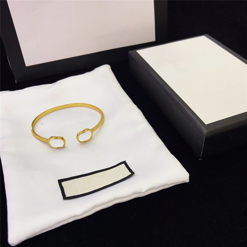 

Vintage Double Letters Charm Bracelets Women Open Bracelet Date Party Appointment Bangle Jewelry With Box