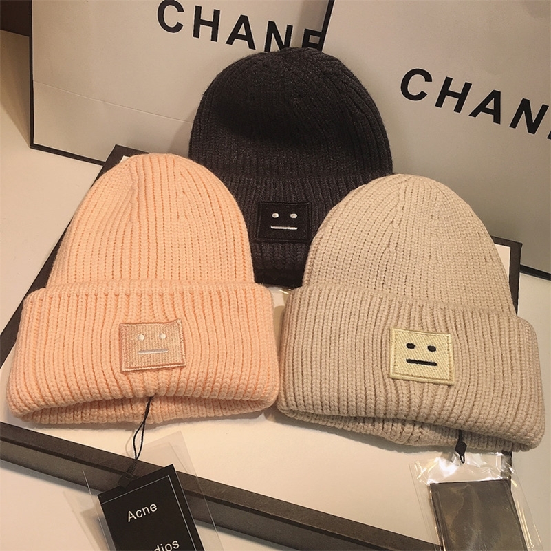 

Studios Smiling Face Knitted Beanie Hat Winter Women s Skull Caps Warm Couple Lovers Acne Hats Street Hip hop Wool Cap 220817gx, Beige