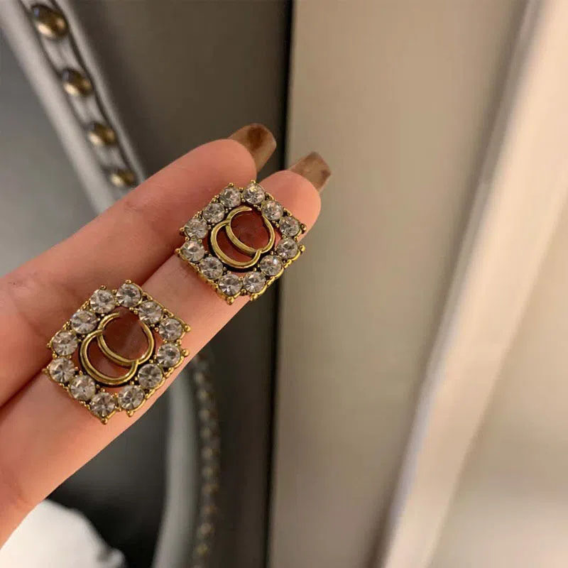 

High quality Charm earrings designer for women jewlery temperament of restoring ancient ways fashion letter gold Party Wedding Lovers Gift