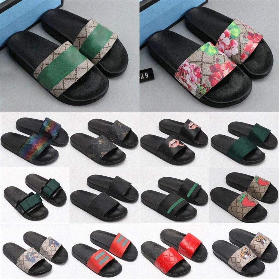 

2022 Ggity Men Women Slippers Designer Rubber Slides Sandal Flat Blooms Strawberry Tiger Bees Green Red White Web Fashion Shoes Be286c