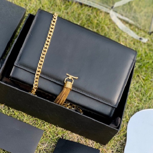 

2022 High Quality Luxury Designer Bags Woman Leather Chain Crossbody Bag Womens Handbags Shoulder Messenger Uptown Female Za Clutch Metal letter logo WOC [M 200mm], Hello