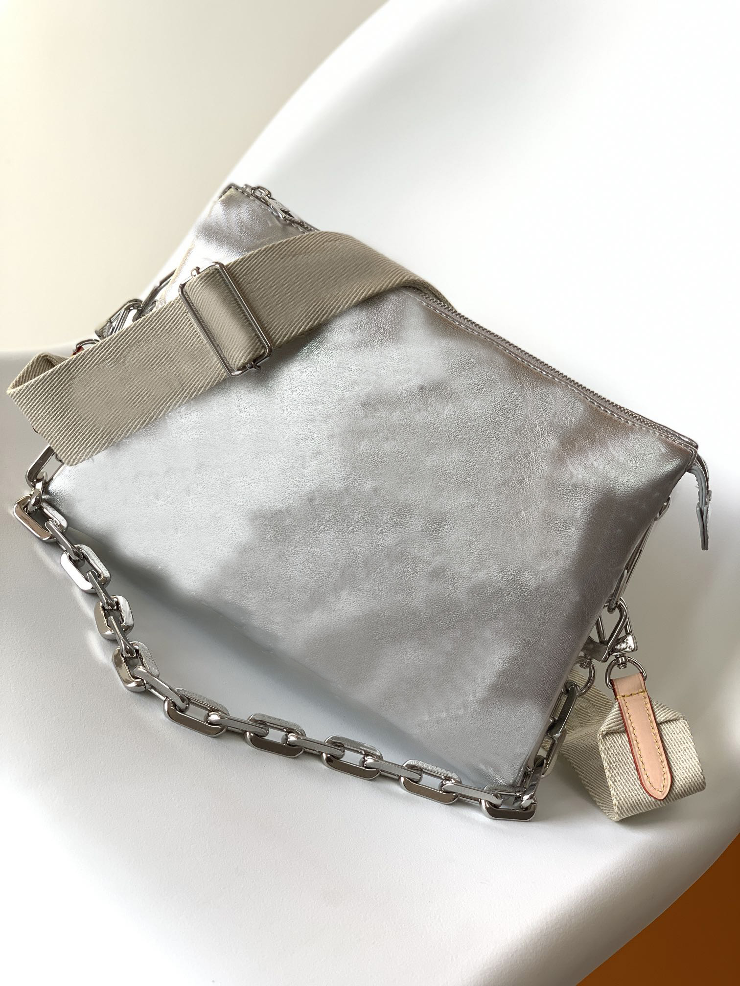 

2022 Leather Coussin Bags WOC Chain Bags Women's Luxury Fashion Designer Bags Women's Clutches Classic High Quality Girls Hand Shoulder Crossbody Bagss 57790, 57790#silver