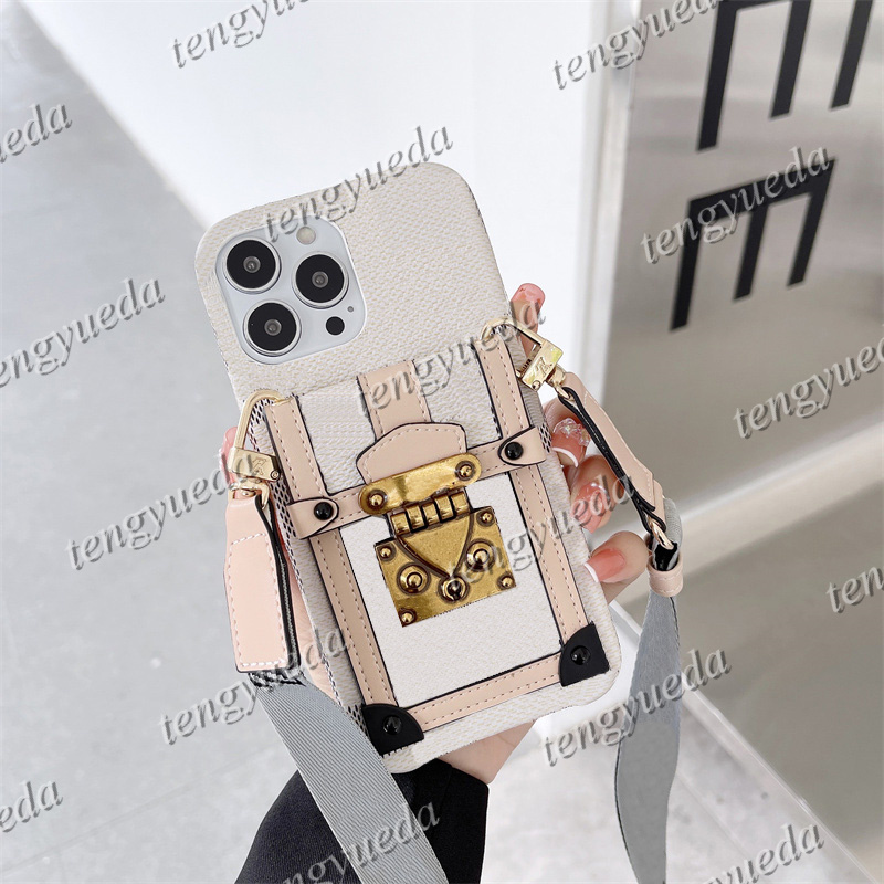 Designer Cell Phone Cases for iphone 17 Series 16 15 15pro 14 13 12 pro max Leather Handbag Case Card Holder Classic Lock Cellphone Cover with La-image-769105878