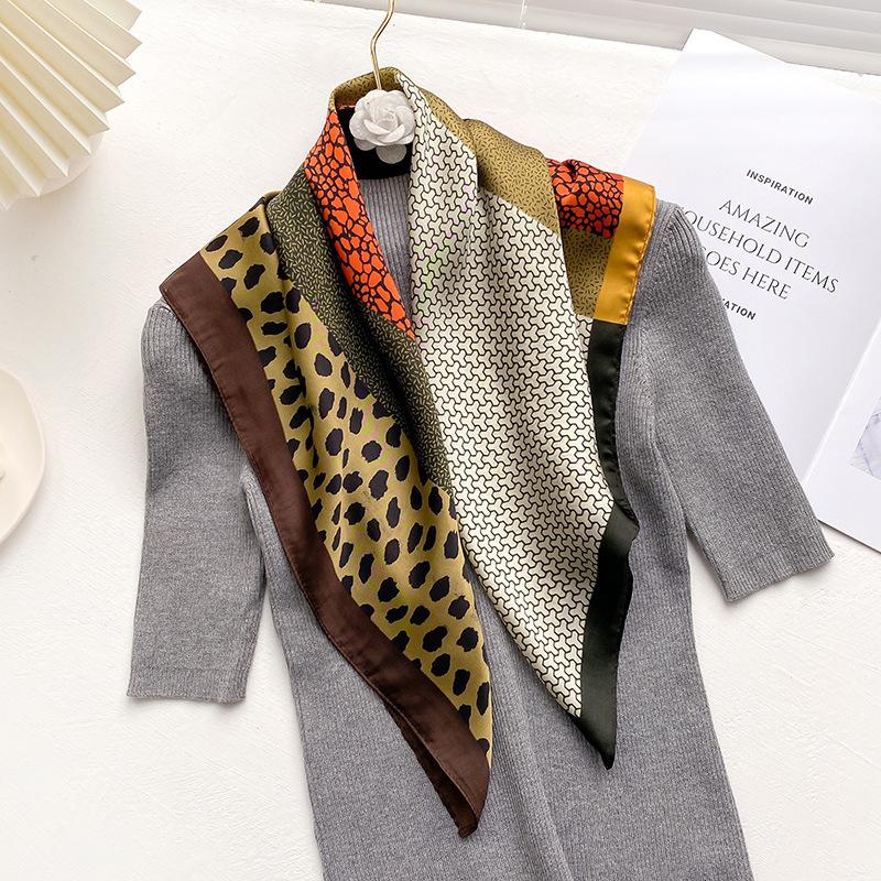 

Scarves Women Silk Scarf Square Neck Shawls Foulard Lady Pashmina Solid Geometric Bandana Hair Band Kerchief Luxury Designer ScarfScarves
