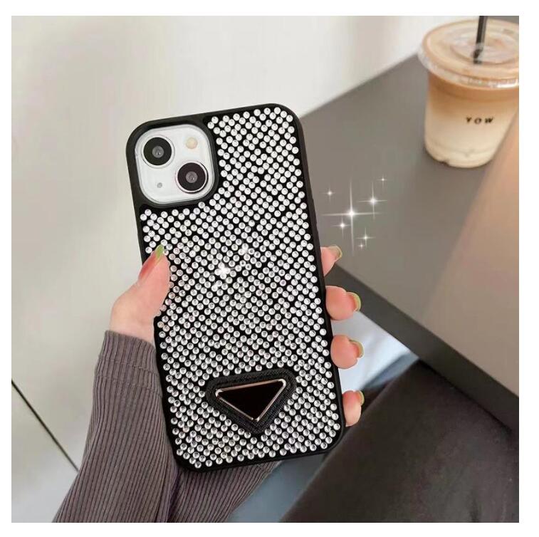 

Luxurys Glitter Phone Cases with design pattern For Iphone 13 Pro Max 12 11 XS XSmax XR 8 7Plus Designer Cell Phones Case Bling Sparkling Rhinestone Diamond Jewelled