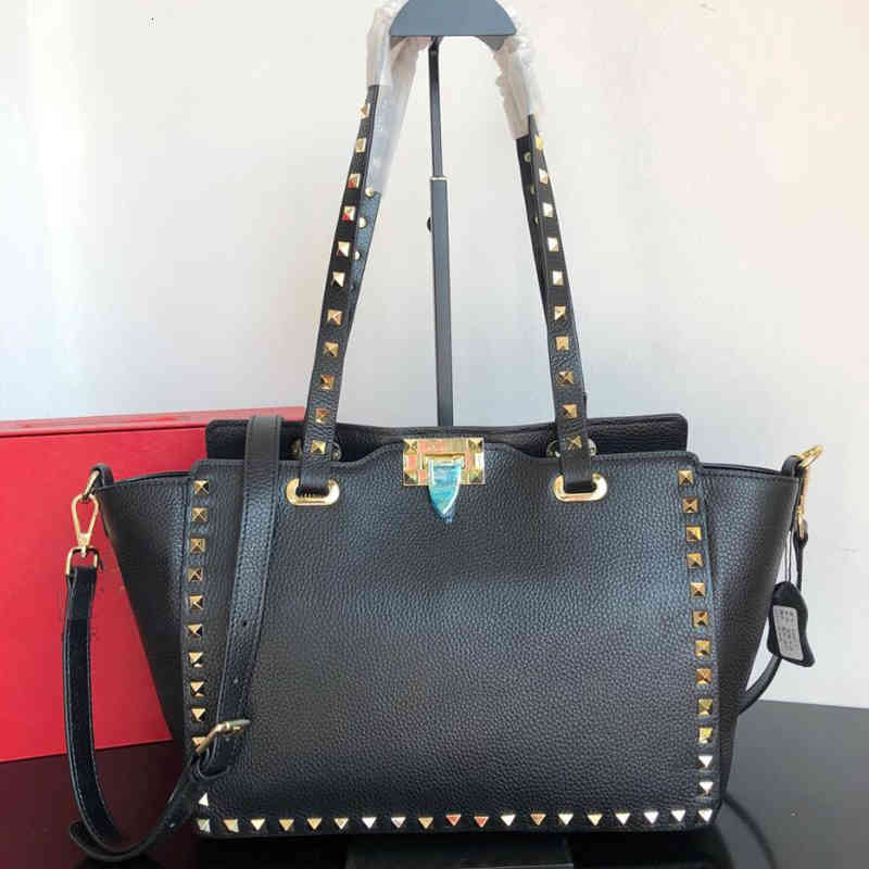 Classic Rivet Shopper Tote Bags Women Handbag Purse Litchee Pattern Cowhide Leather Stud Shoulder Bag High Quality Large Size Spike Handbags