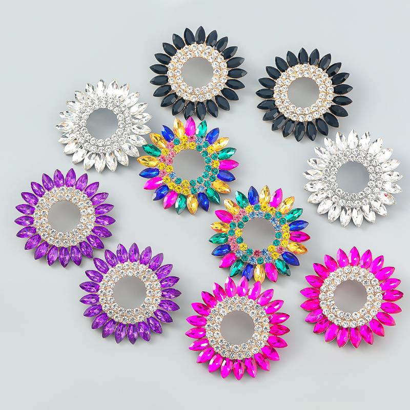 

Dangle & Chandelier Rhinestone Sunflower Flower Earrings Women's Dinner Wedding Accessories Fashion Personality Luxury JewelryDangle