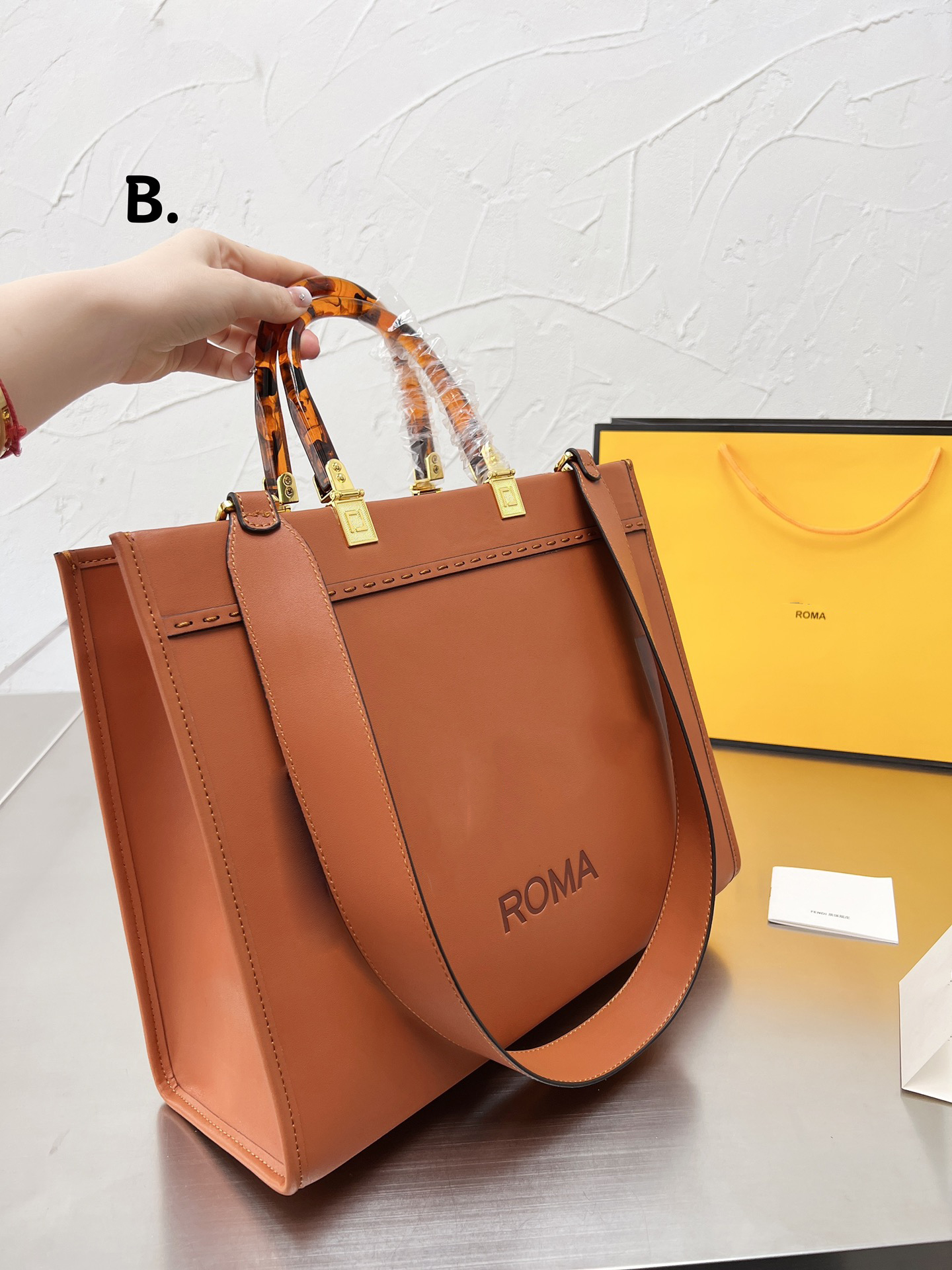 

women's shoulder bag Luxury tote purse handbag message bags cluth top quality Brand classic Genuine leather Crossbody cattlehide Sunshine Shopper, White