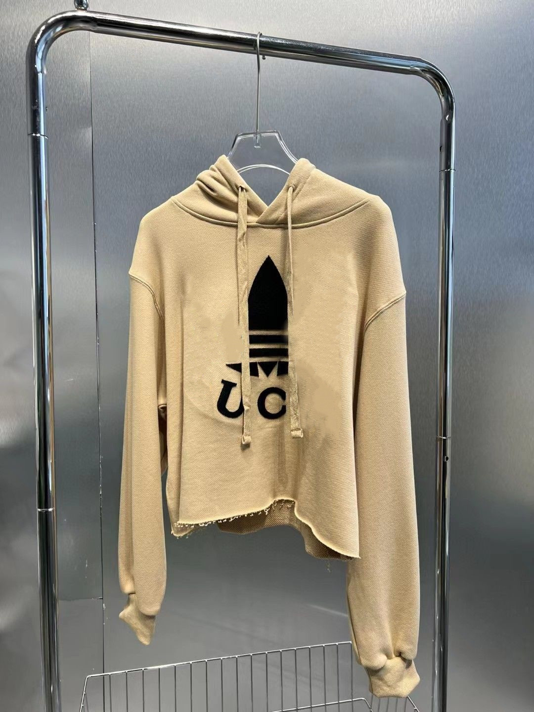 Sweat à capuche pour femmes Sweatshirts Fasion Running Sportswear Nouveau pull à manches longues de style court avec lettres SIME S M L