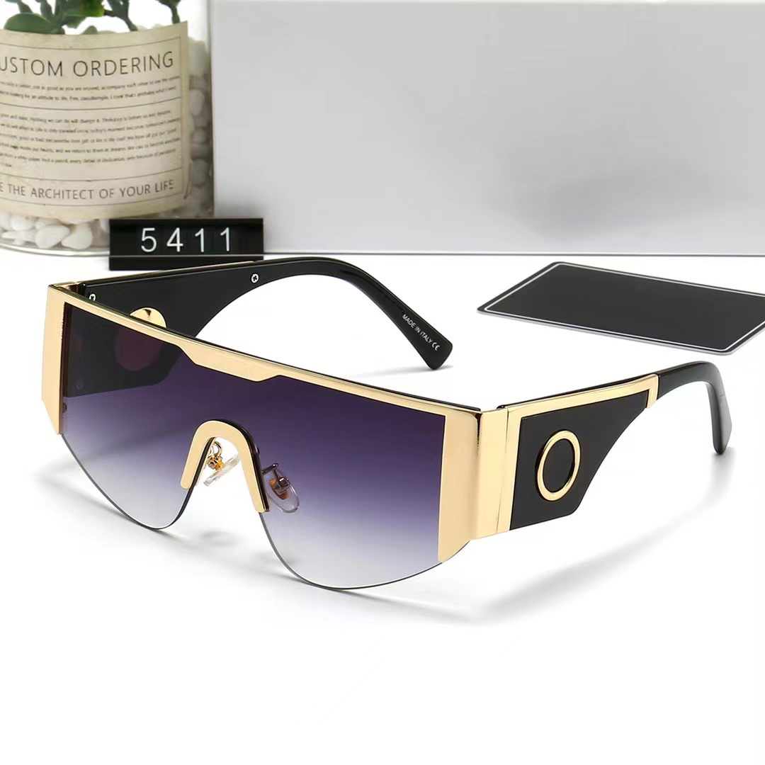 Lunettes de soleil d'été MAN FEMME UNISEX LES VERRES RÉTRO BIG FRAME DESIGN UV400 6 COULEUR FACTIONNEL avec boîte