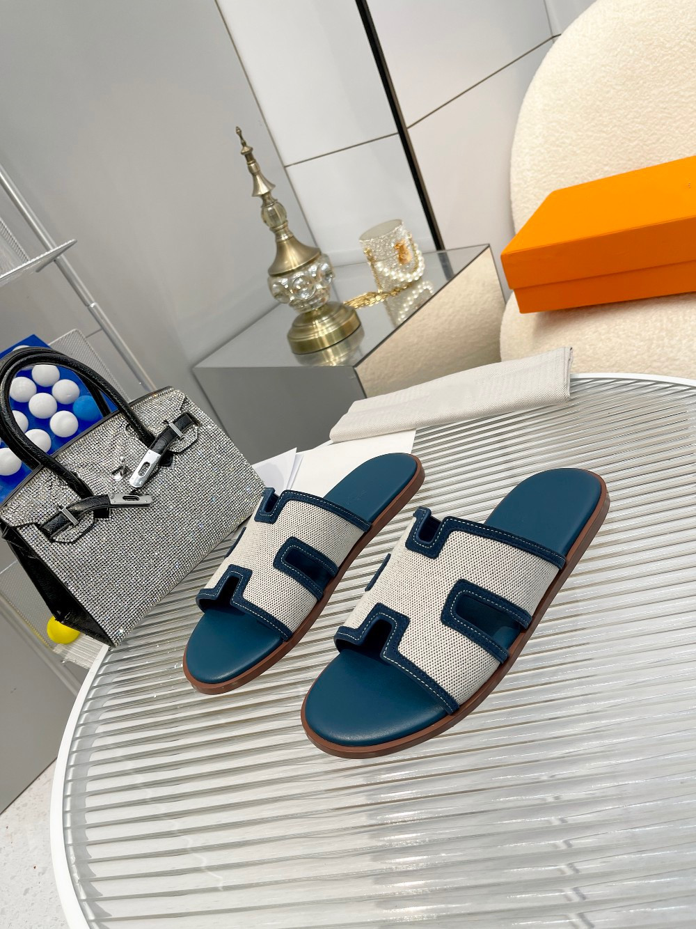 

Luxury Designer Platform Slides: Multicolor & Floral Prints for Men and Women - Beachwear and Casual Attire, 03