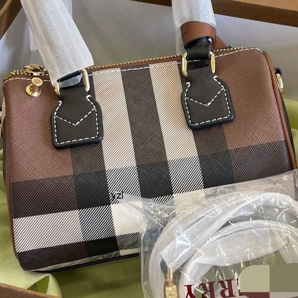 

Designer Luxury Burbrerity Bags For Women High Quality Brown Crossbody Handbags Vintage Burbrery Leather Wallet Paris Plaid The Totes Bag Fashion Purses U2J4, Sky blue