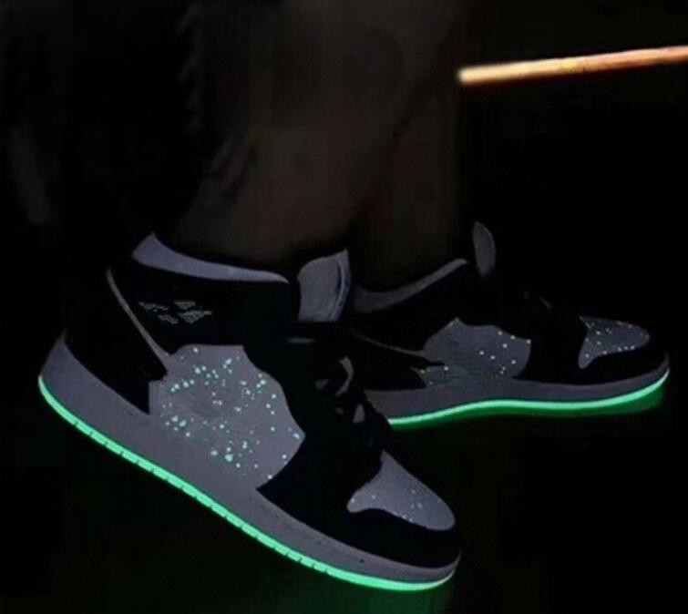 

2022 A Lightning Barb reflective new co-branded student sneaker Women's Basketball sneaker Men