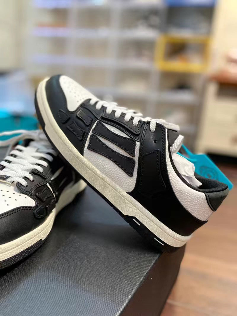 

SKEL-TOP Sneakers 2021 Luxury Designer Bone Runner Shoes Leather Bones Applique Upper EVA Footbed low-top High-top designer Shoe Comfort size 35-45, As picture